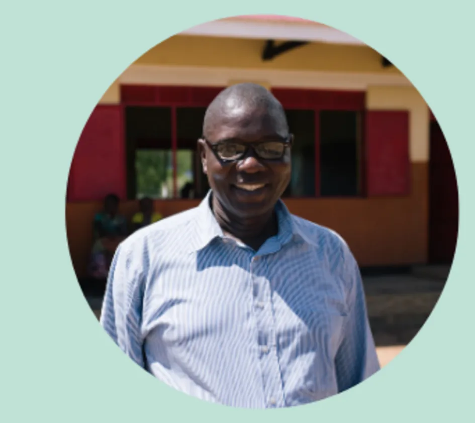 Wir sind da: Martin Etolu