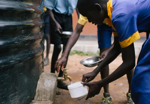 Uganda Schulsanitäranlagen